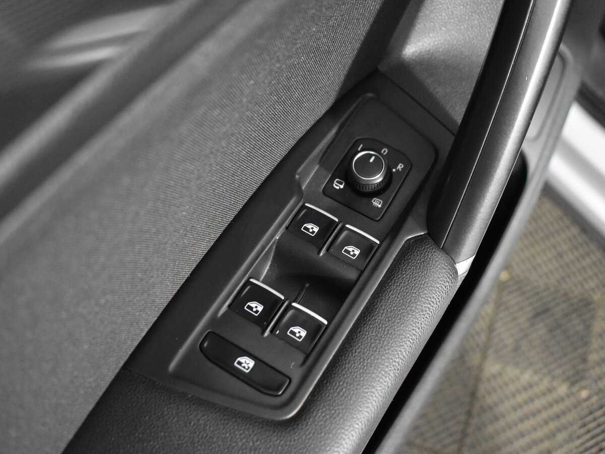 Volkswagen Tiguan, 2017 Фото №8