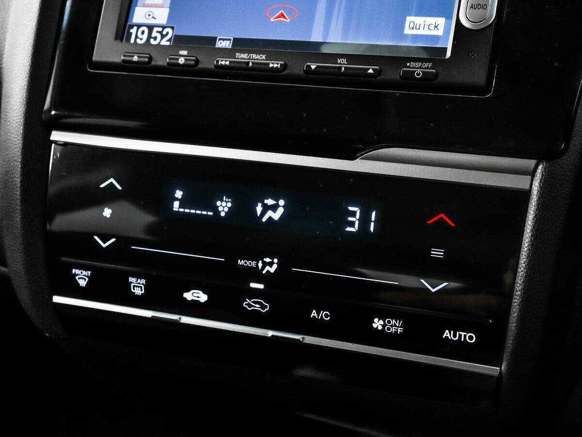 Honda Fit, 2015 Фото №12