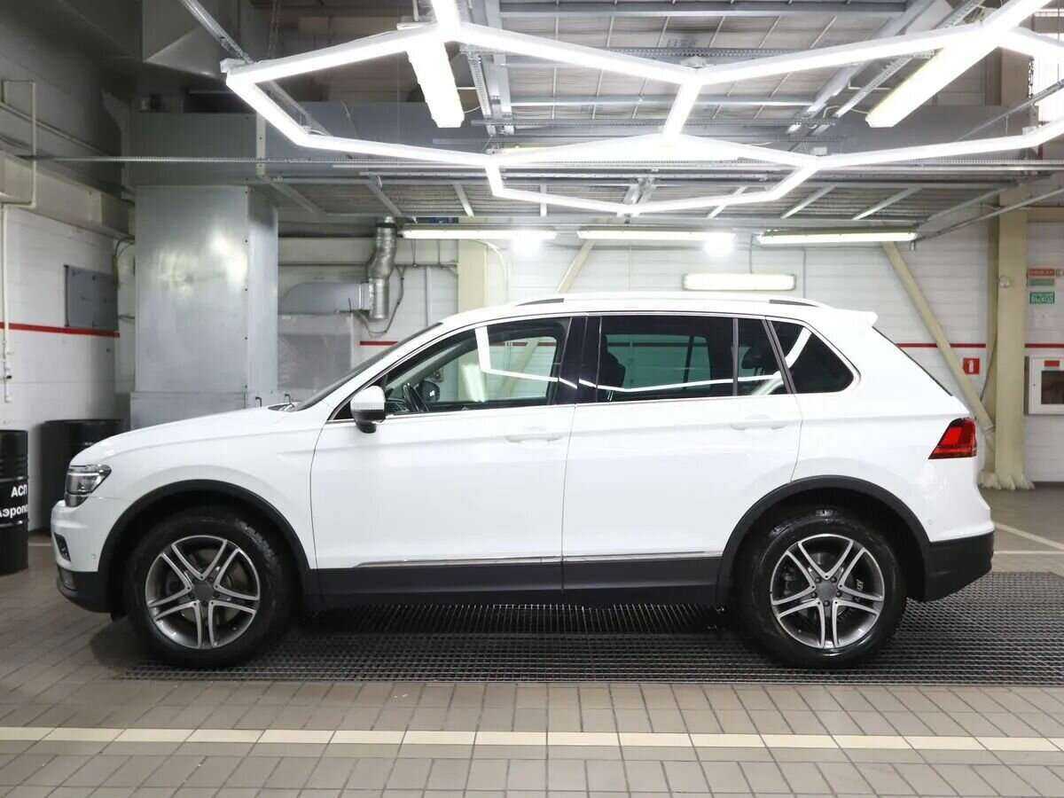 Volkswagen Tiguan, 2018 Фото №6