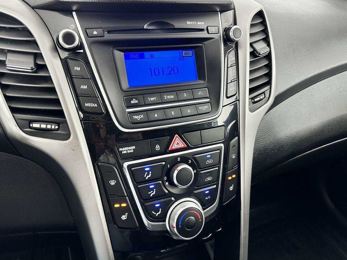 Hyundai i30, 2014 Фото №13