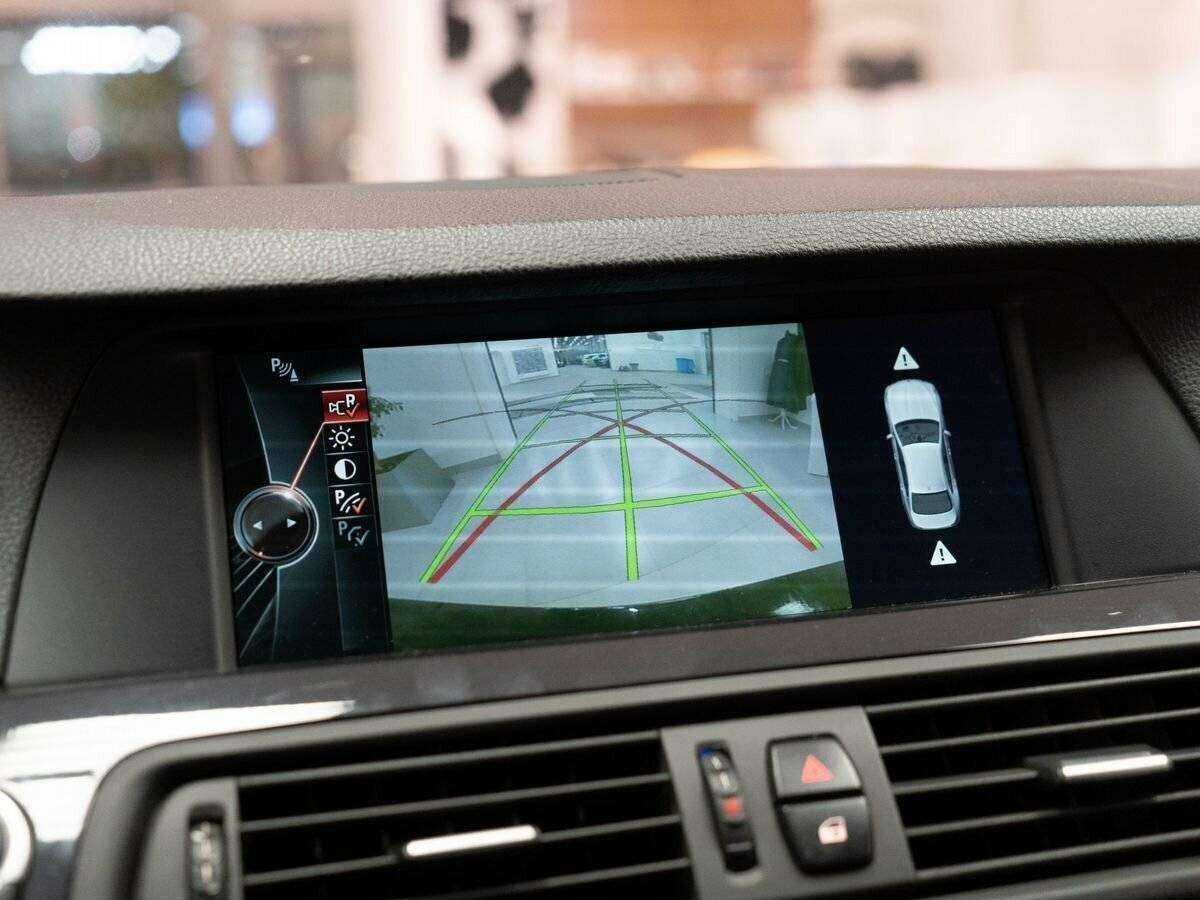 BMW 5 серии 530d xDrive, 2013 Фото №11