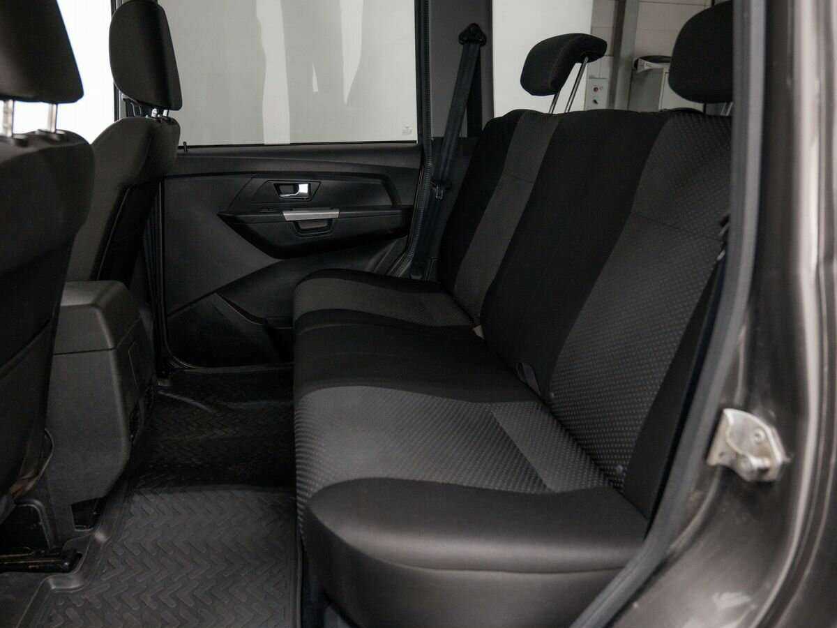 УАЗ Patriot, 2017 Фото №13