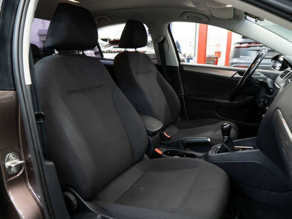 Volkswagen Jetta, 2016 Фото №10
