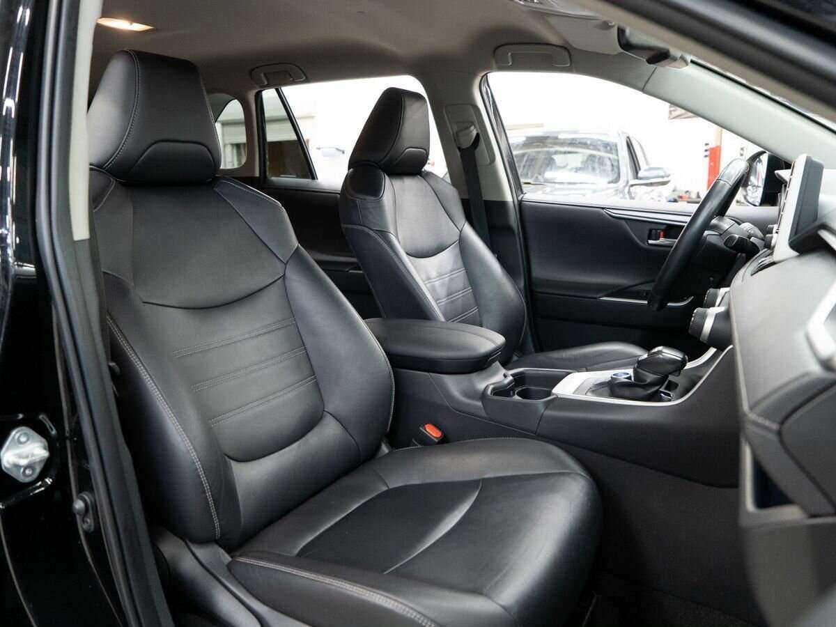 Toyota RAV4, 2020 Фото №9