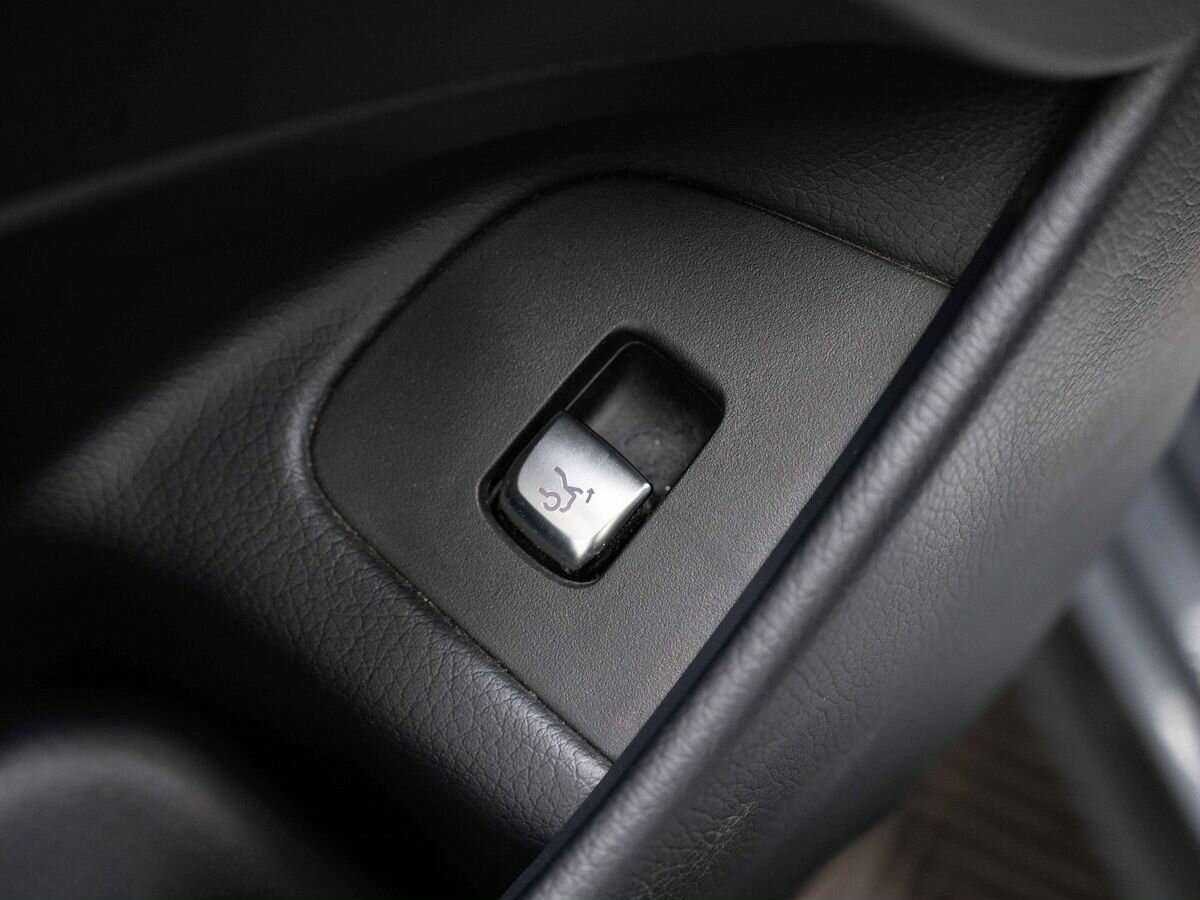 Mercedes-Benz E-Класс 200, 2018 Фото №26