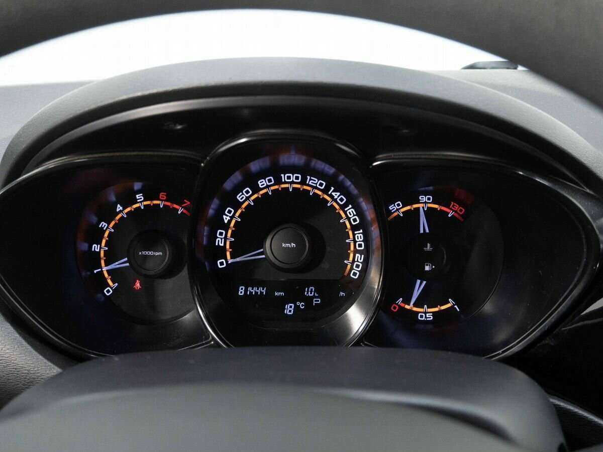 Lada (ВАЗ) Vesta SW, 2020 Фото №16