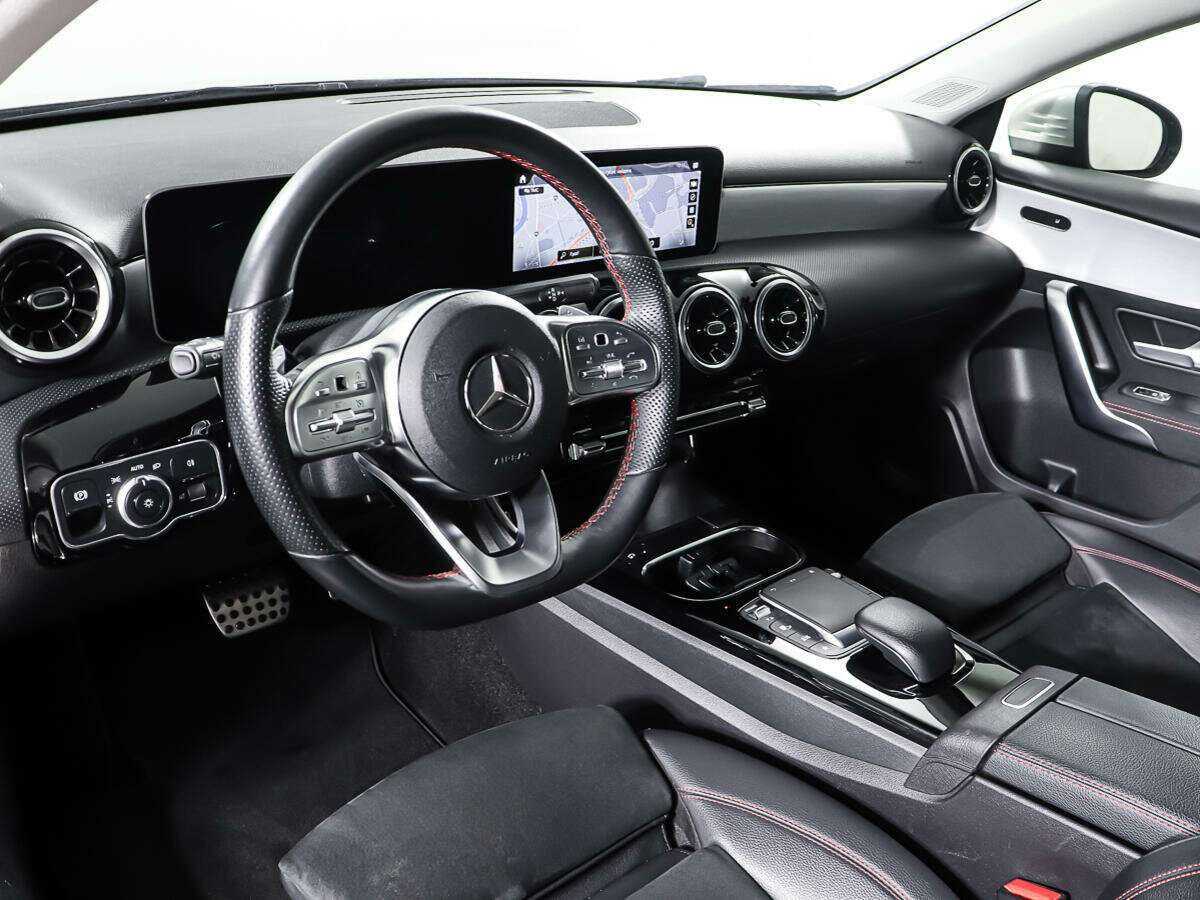 Mercedes-Benz A-Класс 200, 2019 Фото №13