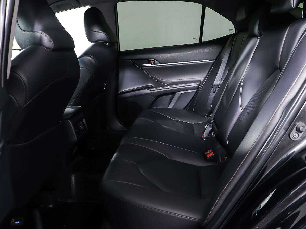 Toyota Camry, 2020 Фото №9