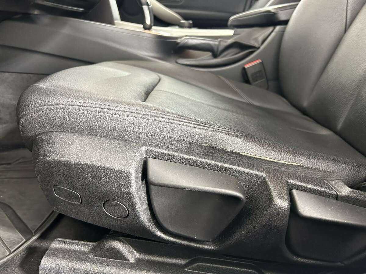 BMW 3 серии 320i, 2014 Фото №10