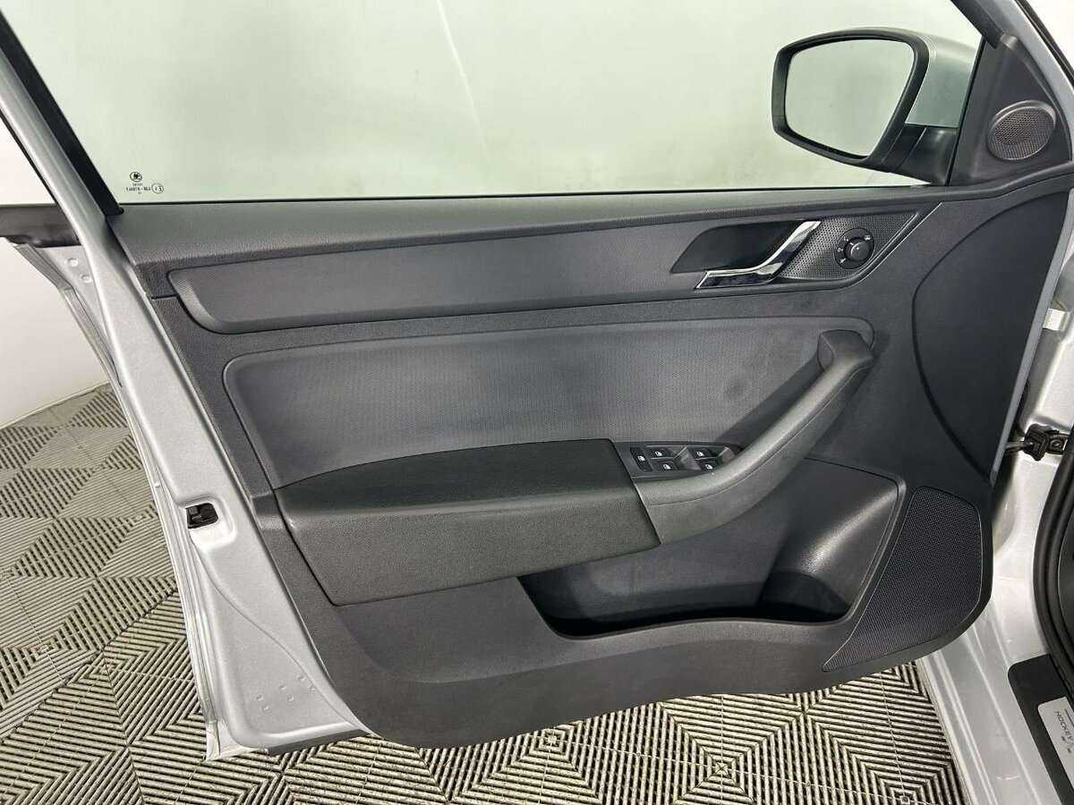 Skoda Rapid, 2016 Фото №8