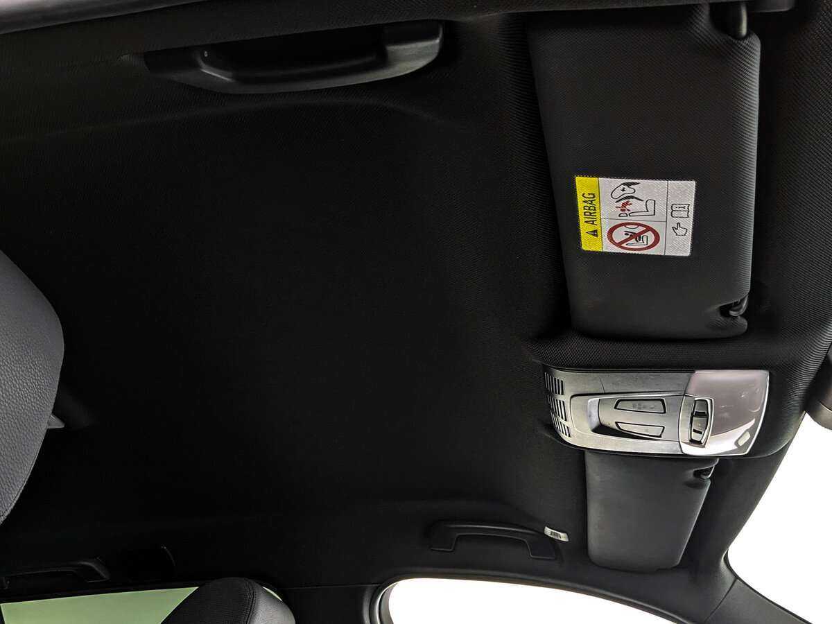 BMW 3 серии 320d xDrive, 2019 Фото №16