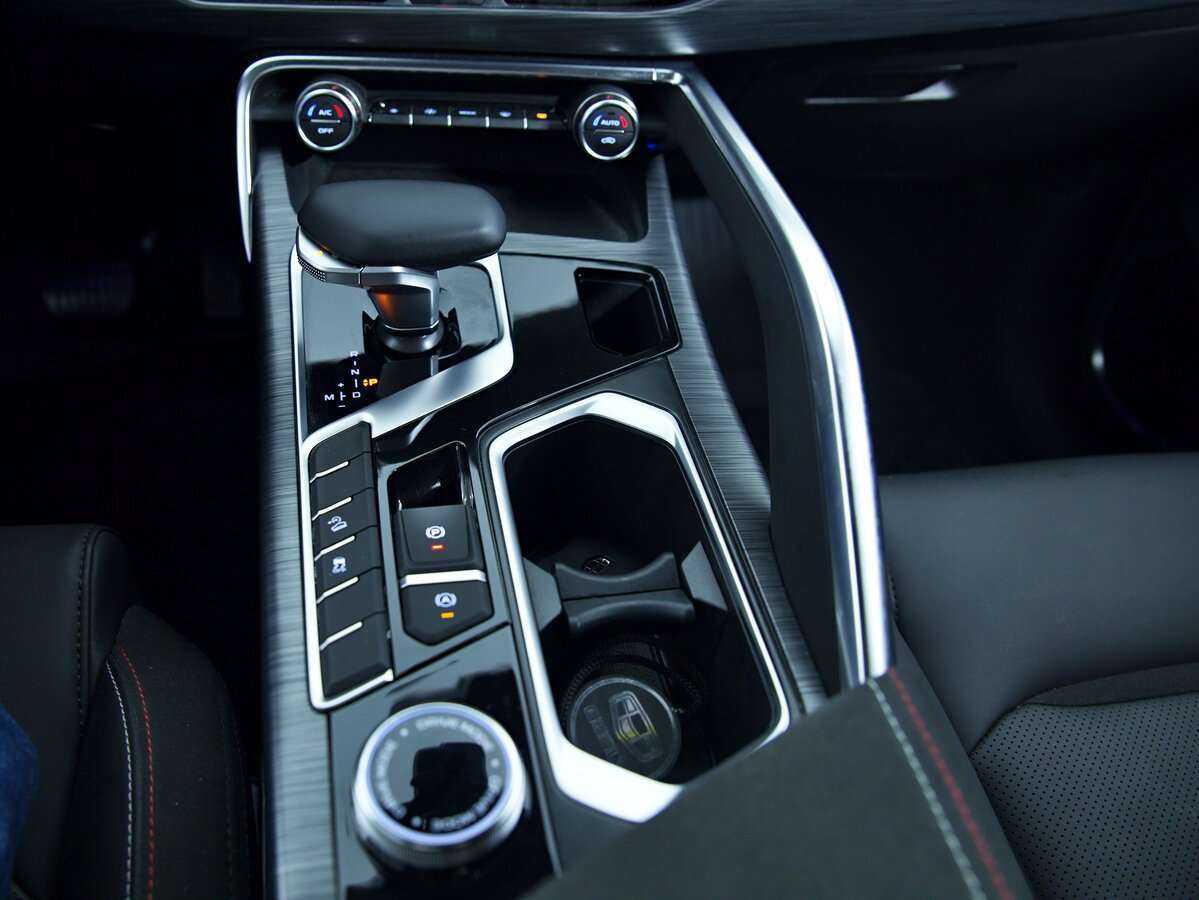 Geely Tugella, 2022 Фото №18