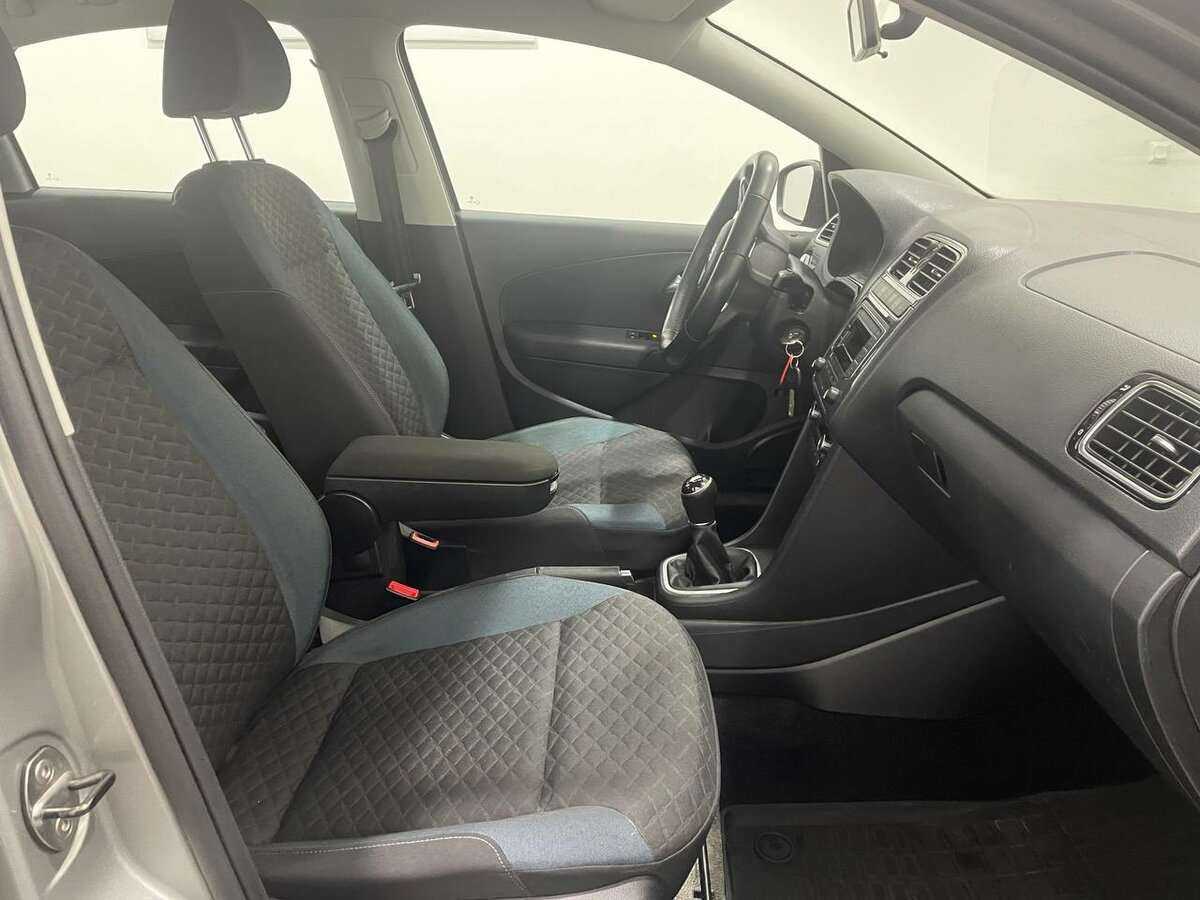 Volkswagen Polo, 2020 Фото №10