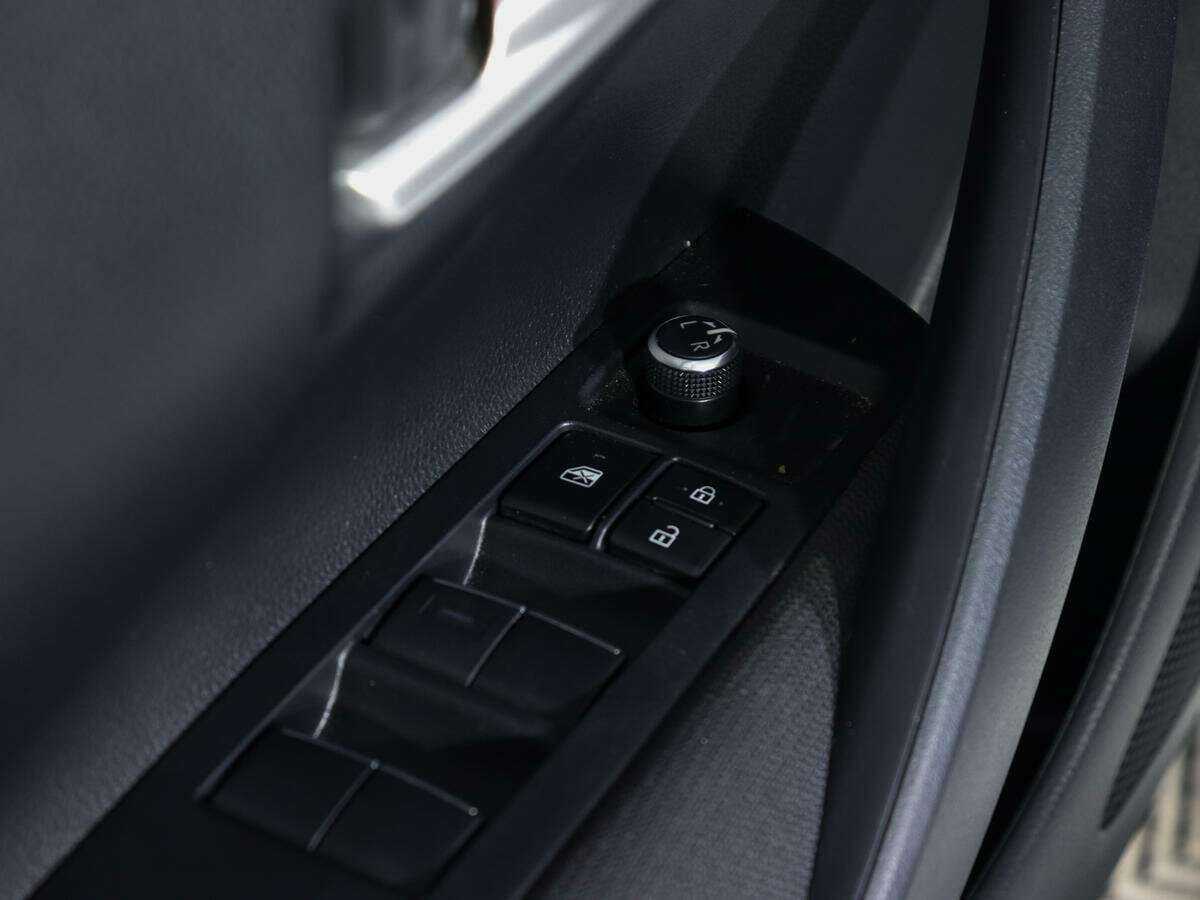 Toyota Corolla, 2022 Фото №14