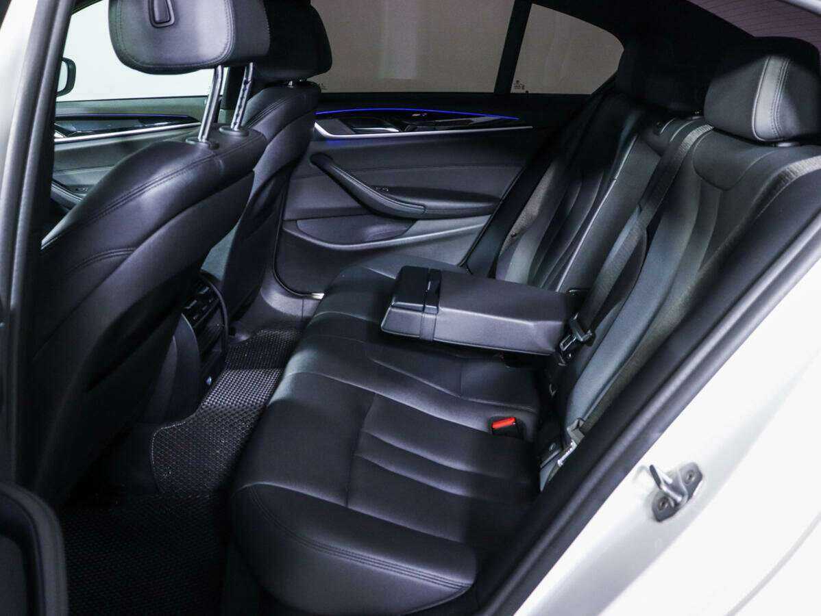 BMW 5 серии 520d xDrive, 2018 - 175 697 км. | Фото №8