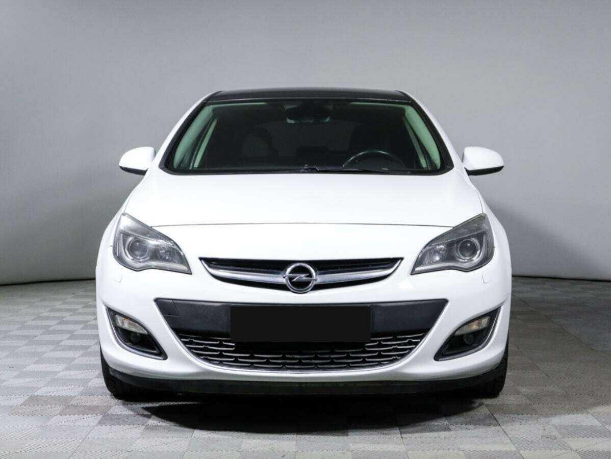 Opel Astra, 2012 - 117 438 км. | Фото №2