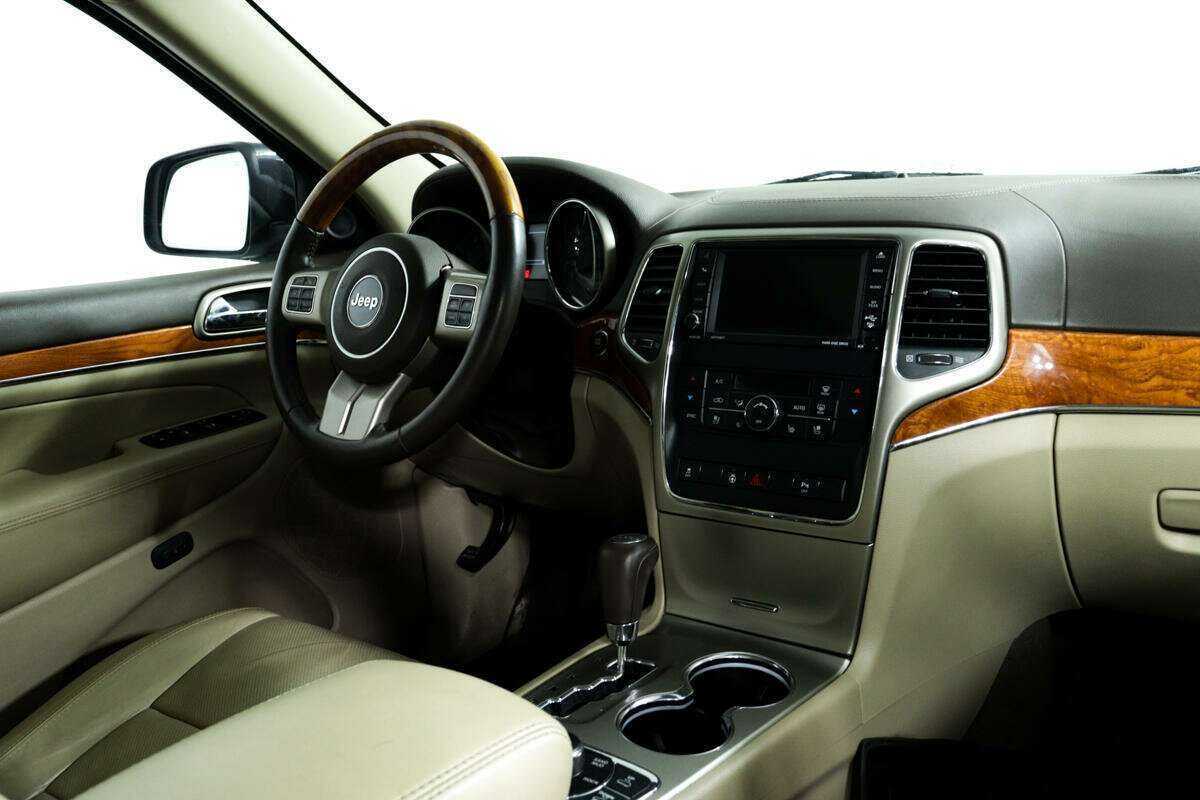 Jeep Grand Cherokee, 2012 - 66 238 км. | Фото №7