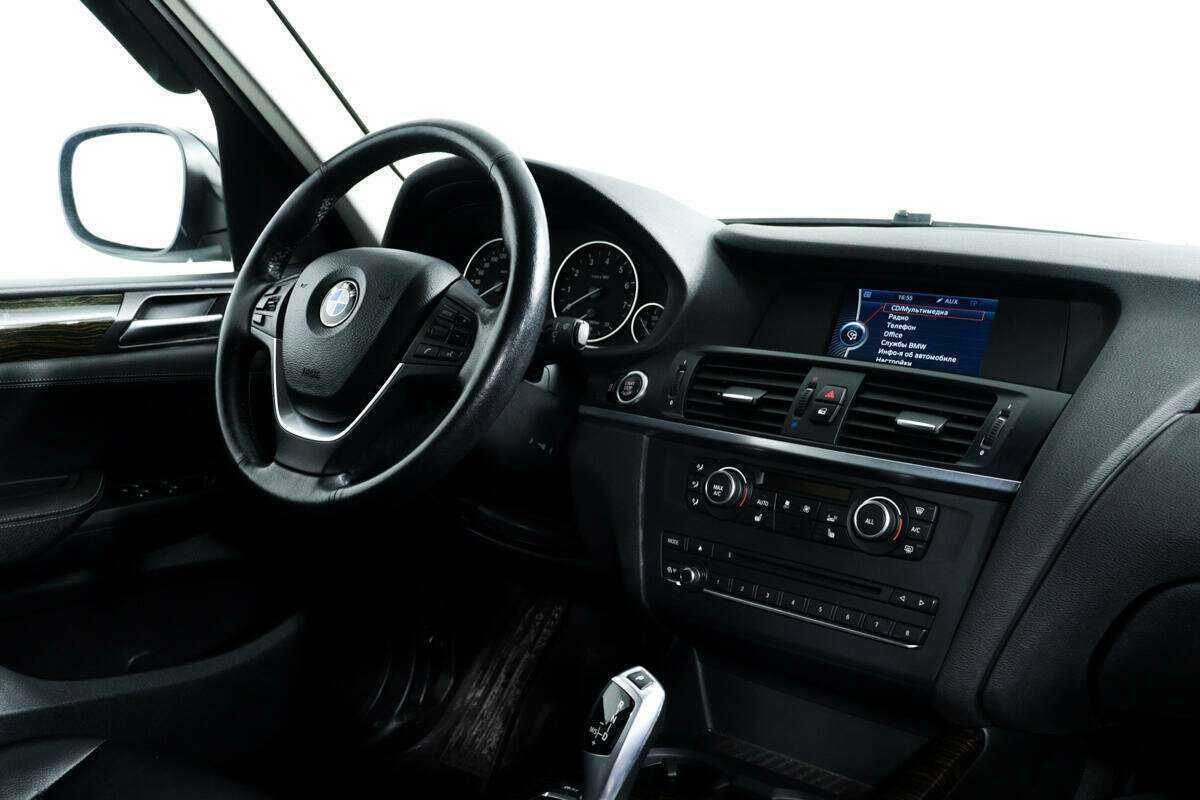 BMW X3 28i xDrive, 2014 Фото №9