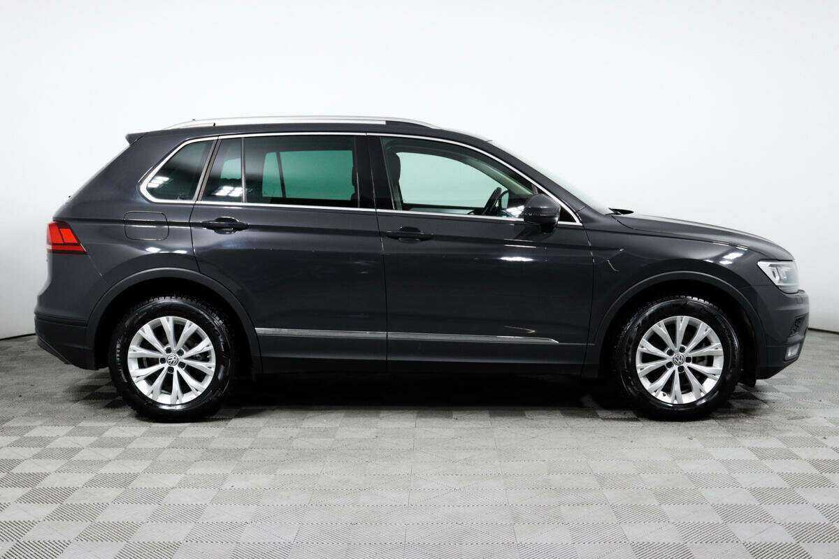 Volkswagen Tiguan, 2017 - 71 684 км. | Фото №4