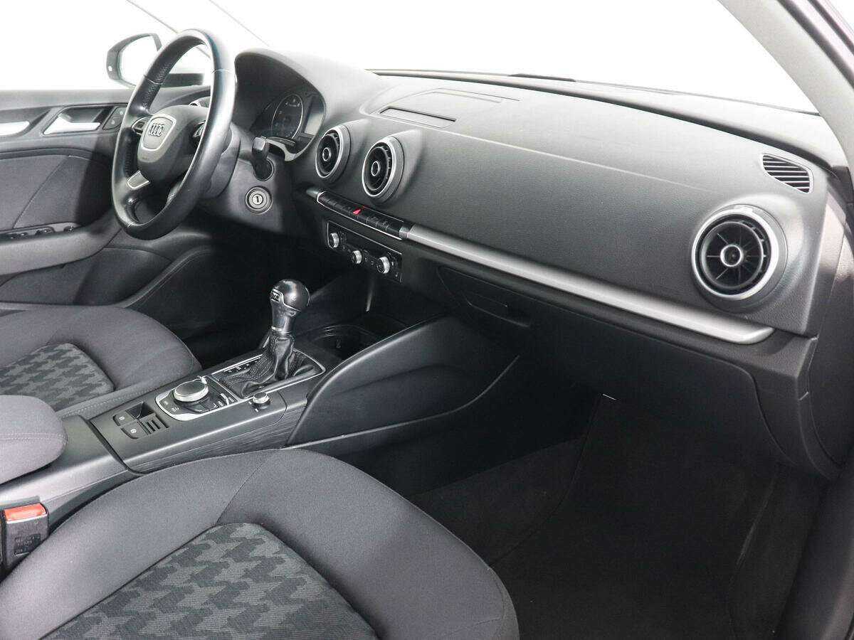 Audi A3 Sportback, 2015 Фото №10