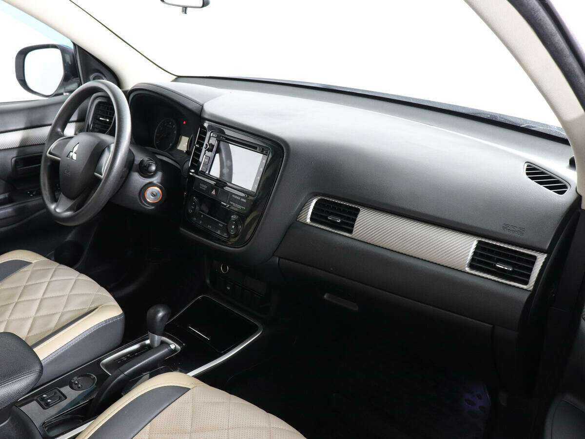 Mitsubishi Outlander, 2017 Фото №10