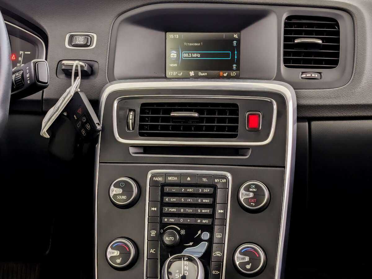 Volvo S60, 2015 Фото №13