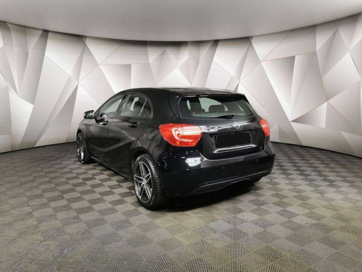 Mercedes-Benz A-Класс 180, 2014 - 70 496 км. | Фото №4