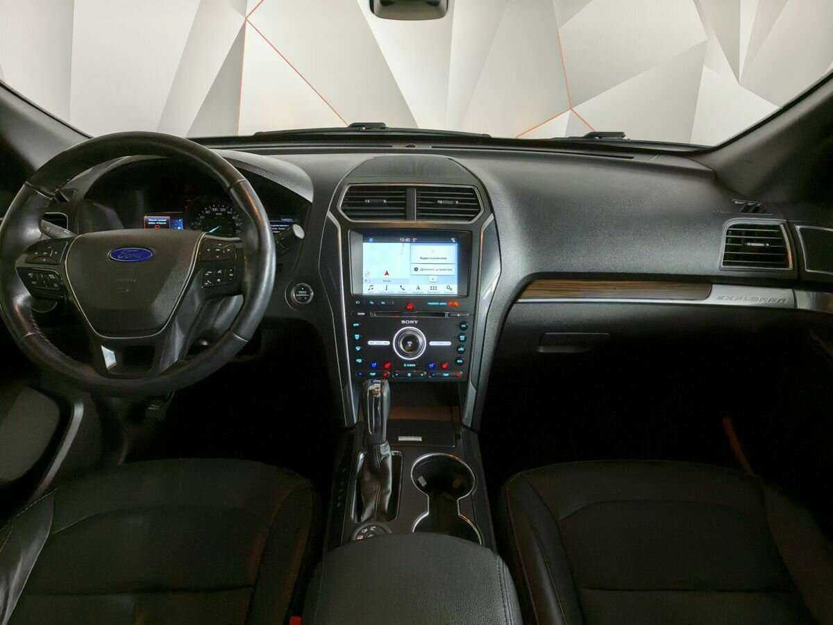 Ford Explorer, 2017 Фото №10