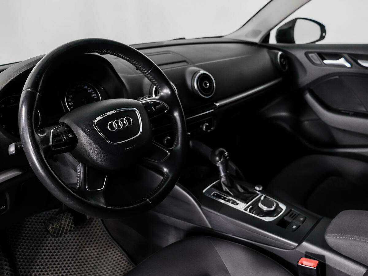 Audi A3 Sportback, 2013 Фото №9
