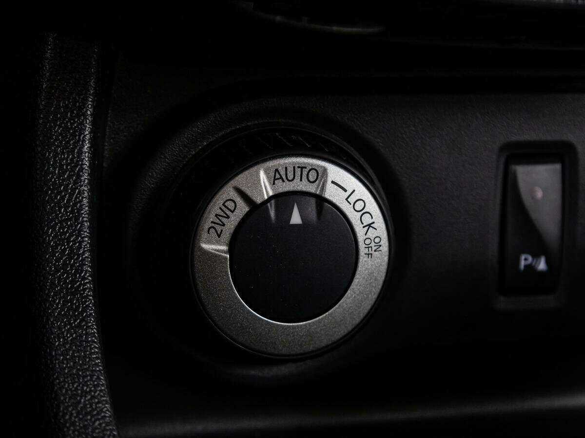 Nissan Terrano, 2018 Фото №15