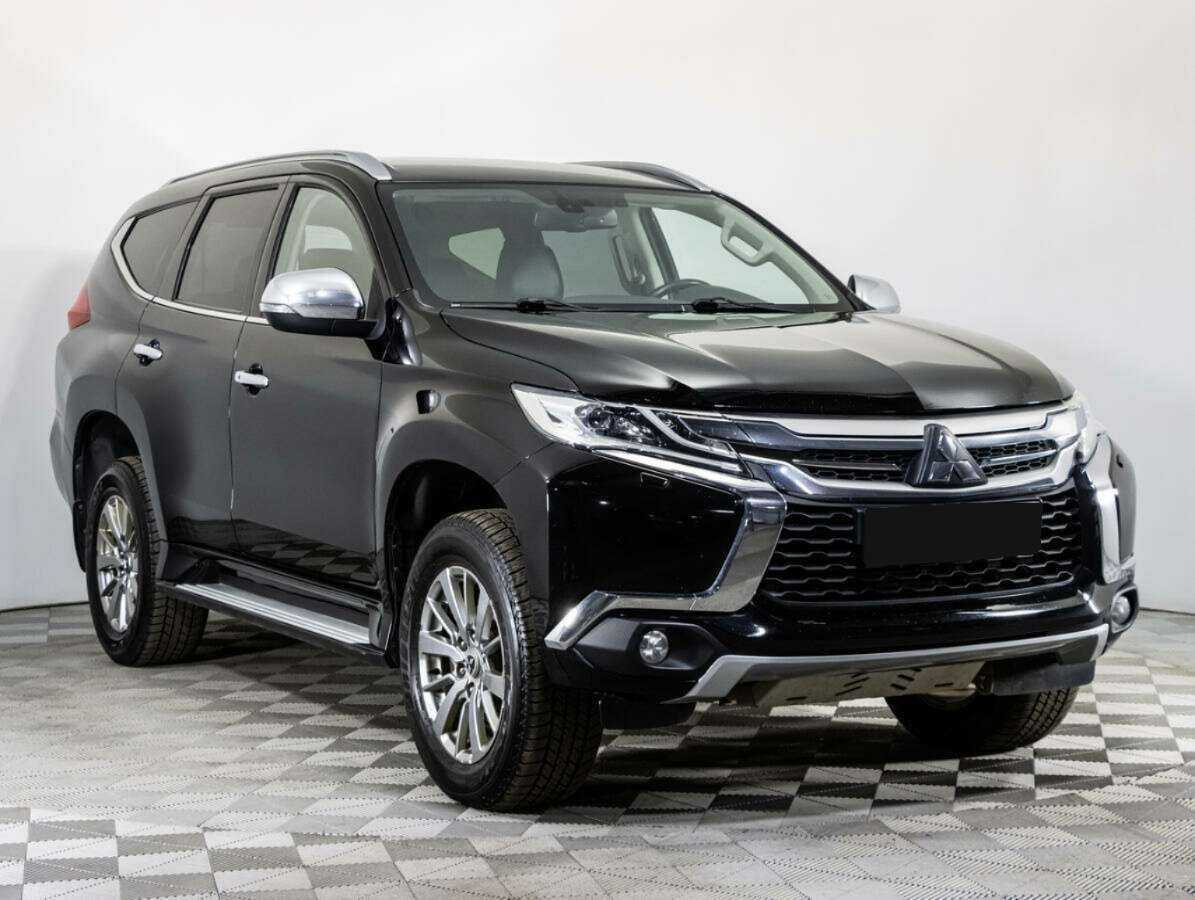 Mitsubishi Pajero Sport, 2017 - 100 868 км. | Фото №3