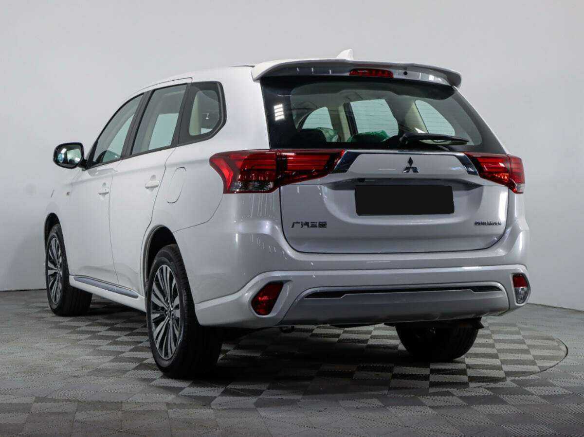 Mitsubishi Outlander, 2022 - 3 681 км. | Фото №6