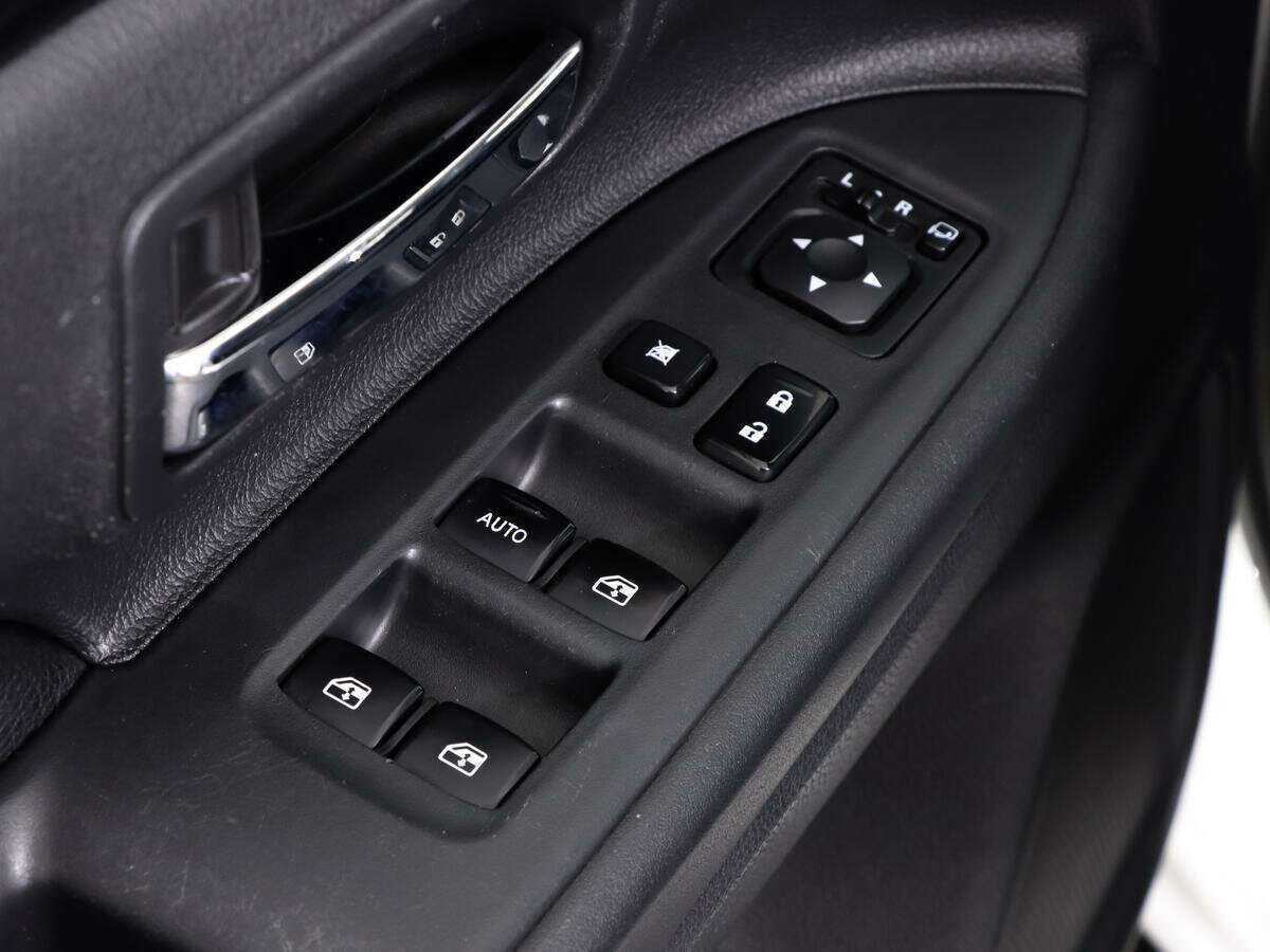 Mitsubishi Outlander, 2017 Фото №10