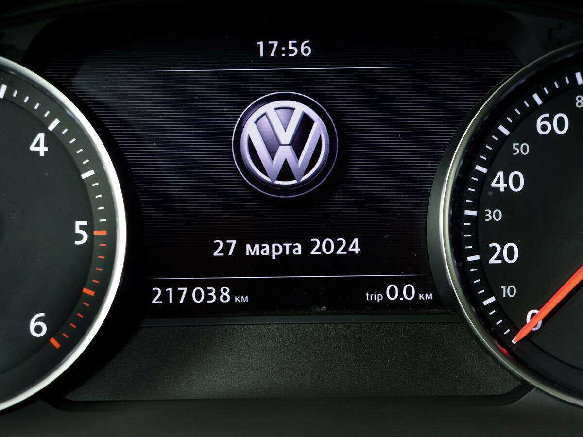 Volkswagen Touareg, 2016 Фото №17