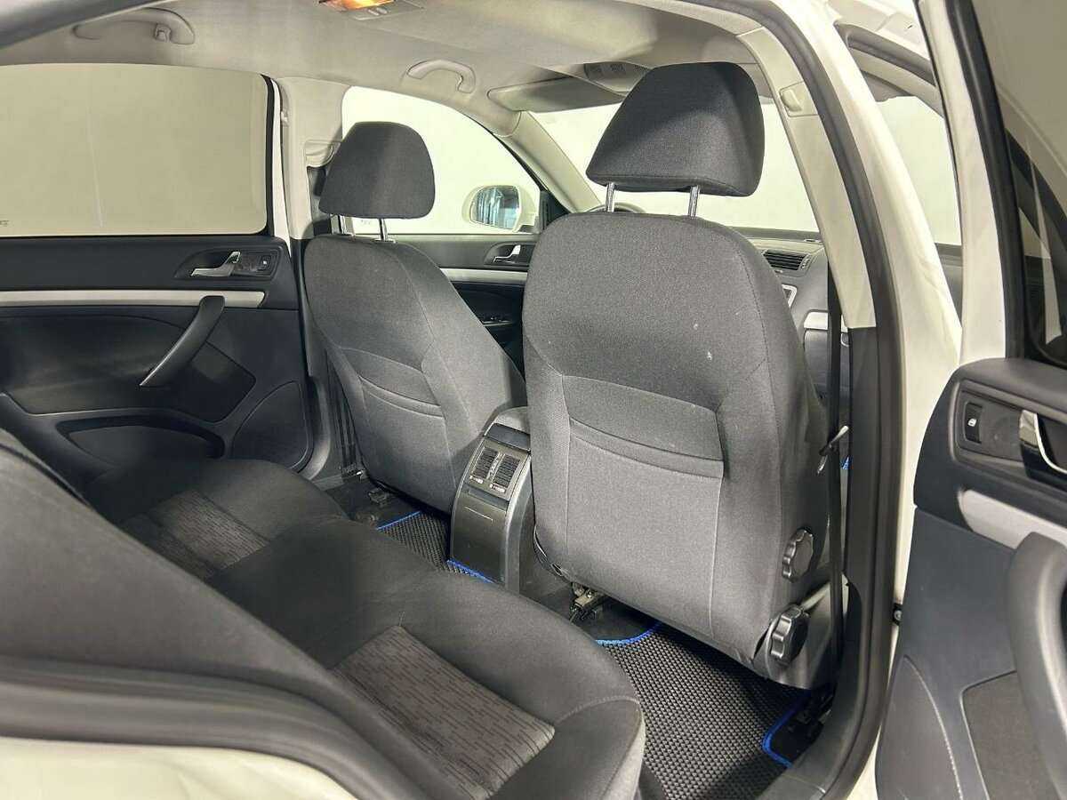 Skoda Octavia, 2012 Фото №16