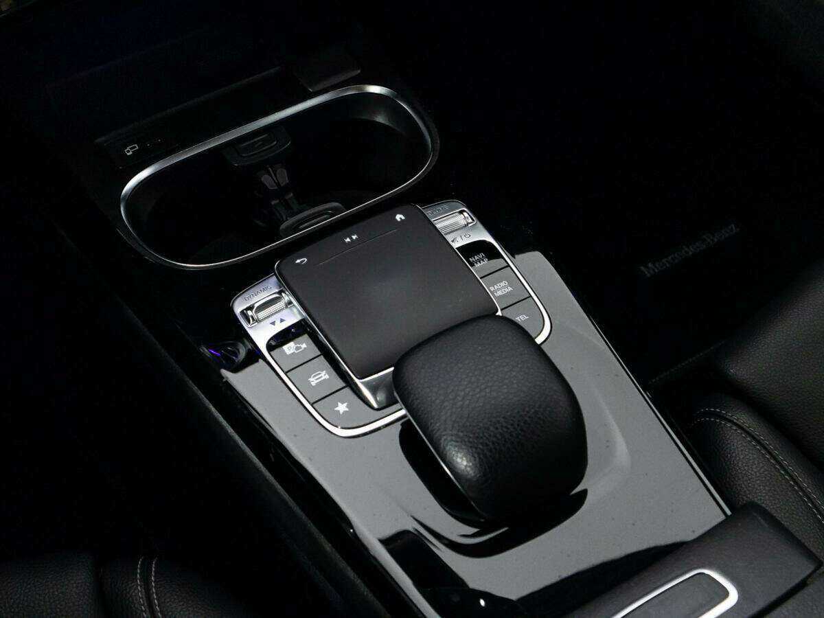 Mercedes-Benz A-Класс 200, 2018 Фото №16