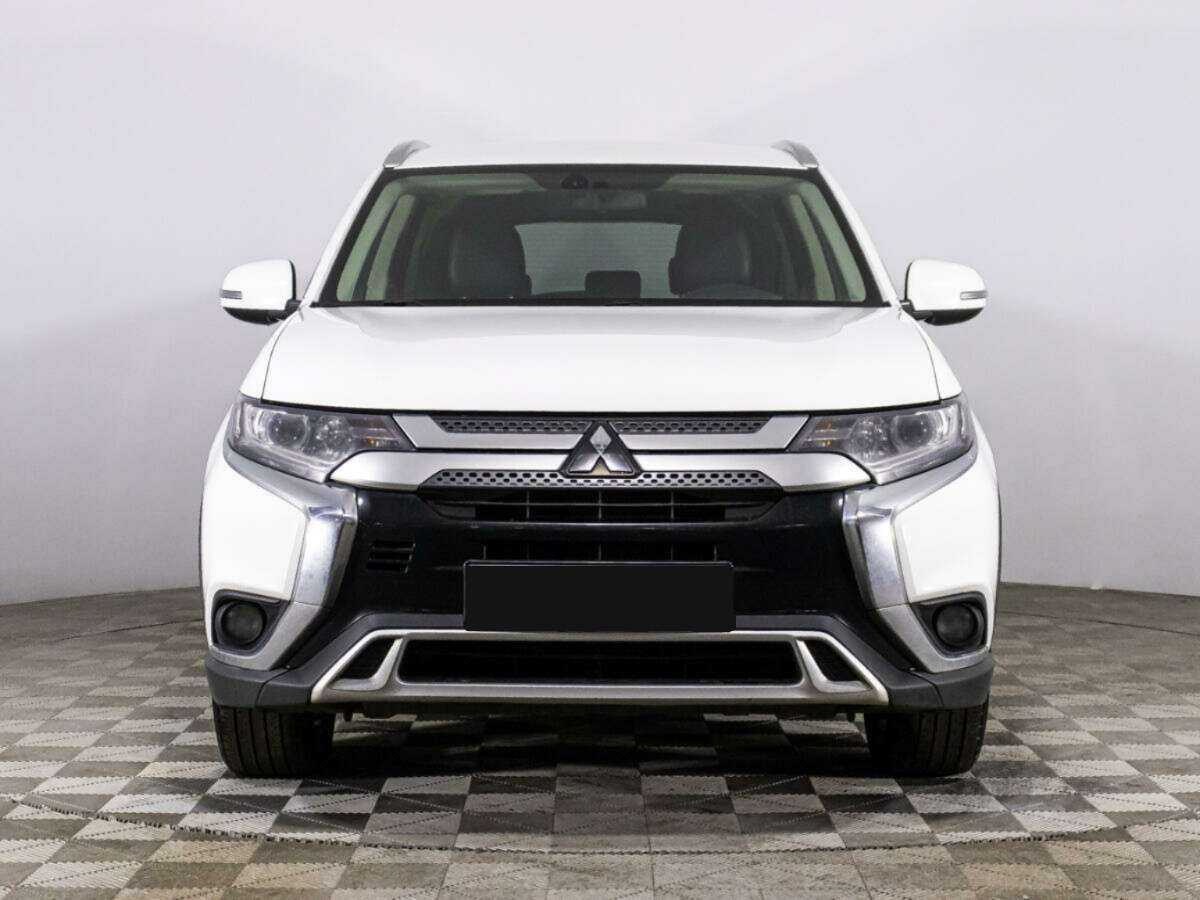 Mitsubishi Outlander, 2019 - 108 009 км. | Фото №2