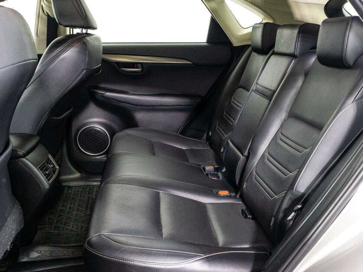 Lexus NX 200t, 2015 Фото №10