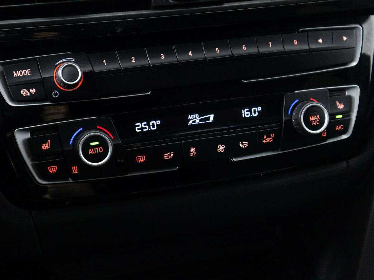 BMW 3 серии 320i xDrive, 2017 Фото №18