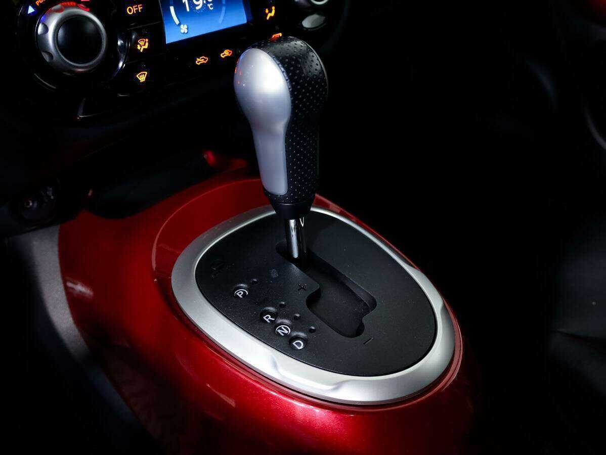 Nissan Juke, 2014 Фото №14