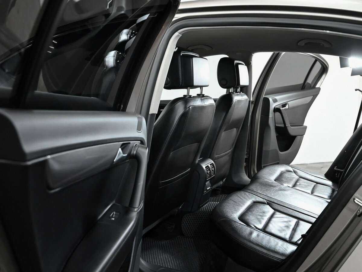 Volkswagen Passat, 2014 - 120 000 км. | Фото №6