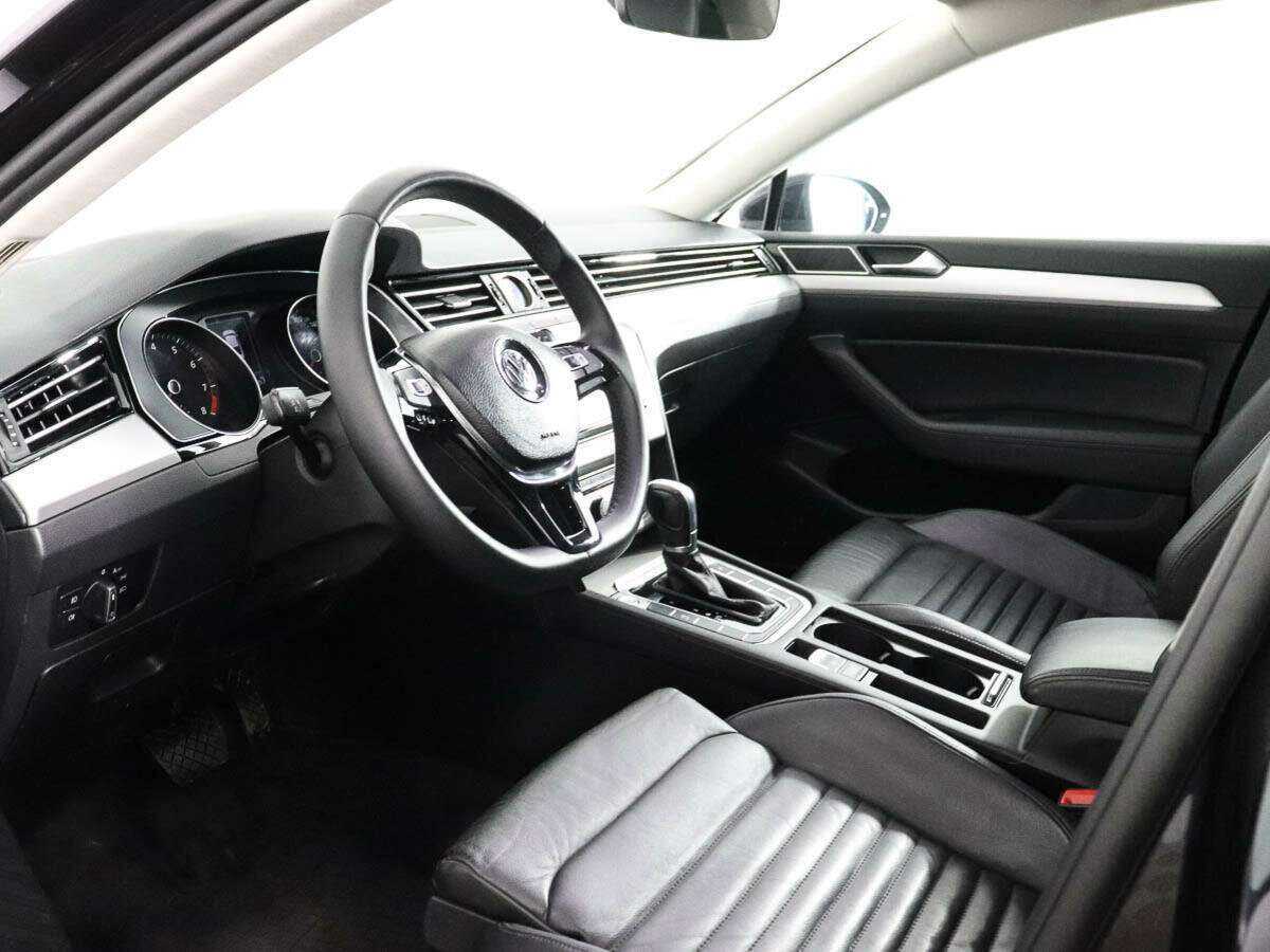 Volkswagen Passat, 2017 - 181 000 км. | Фото №8
