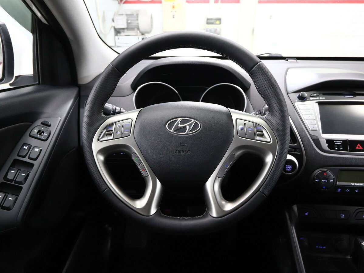 Hyundai ix35, 2012 Фото №18
