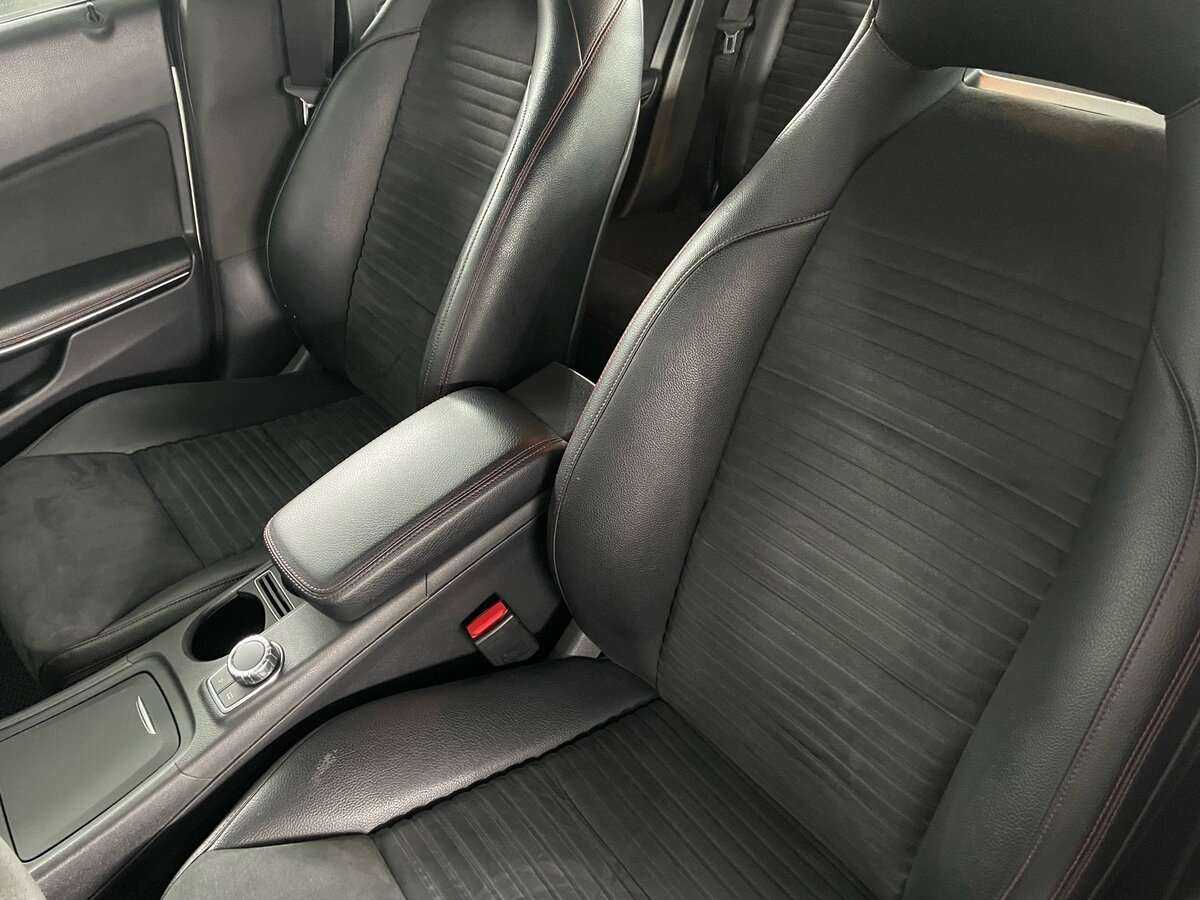 Mercedes-Benz CLA 200, 2014 Фото №17