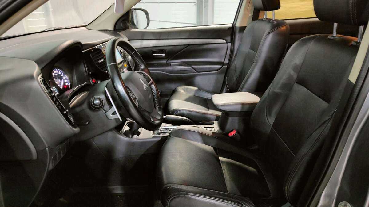 Mitsubishi Outlander, 2012 Фото №12