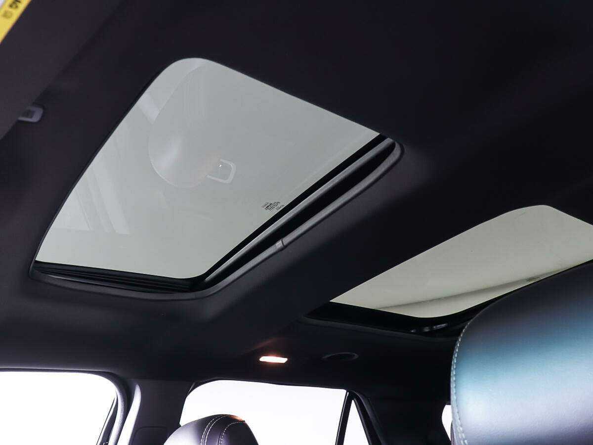 Ford Explorer Sport, 2013 Фото №22