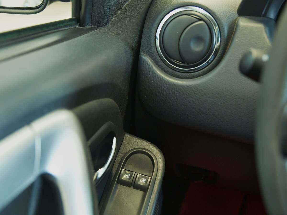 Nissan Terrano, 2017 Фото №10