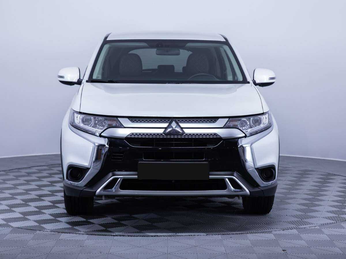 Mitsubishi Outlander, 2020 - 27 655 км. | Фото №2
