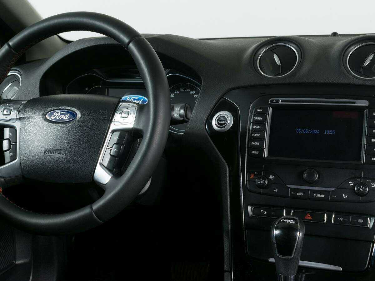 Ford Mondeo, 2012 Фото №9