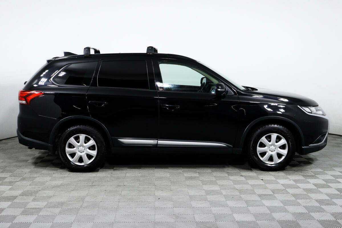 Mitsubishi Outlander, 2018 - 101 000 км. | Фото №4